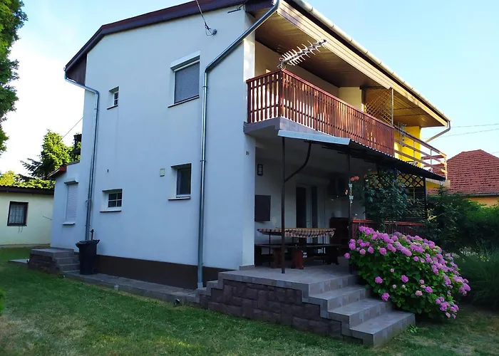 Emilia Apartment